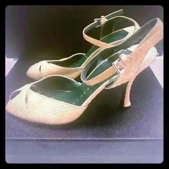 Walter Steiger Shoes - Authentic Vintage Walter Steiger Snakeskin heels